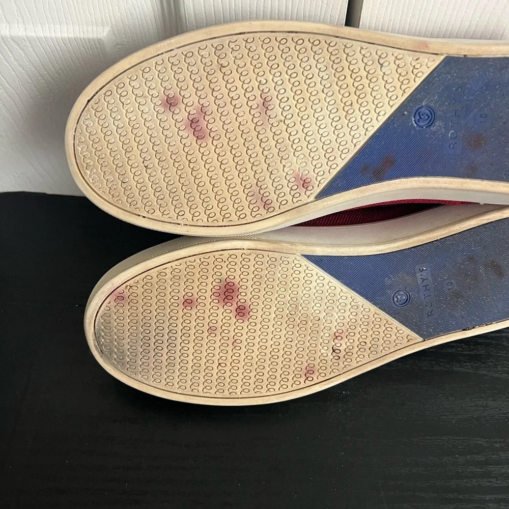 Rothys questions leave